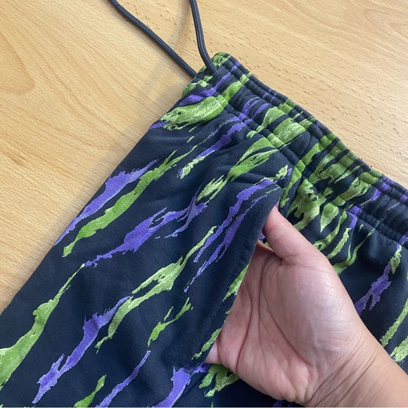 Reebok Kid’s Green and Purple Shorts - Picture 4 of 5